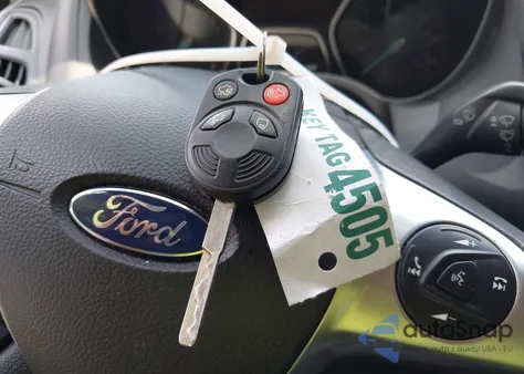 2014 Ford Focus Se from USA, damaged, VIN 1FADP3F24EL134643